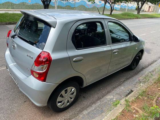TOYOTA ETIOS 1.3 X 16V FLEX 4P AUTOMÁTICO
